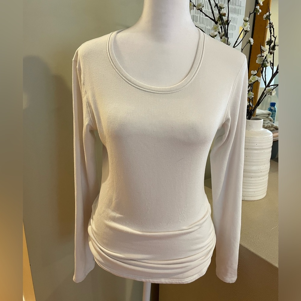 Uniqlo women’s long sleeved fleece top S